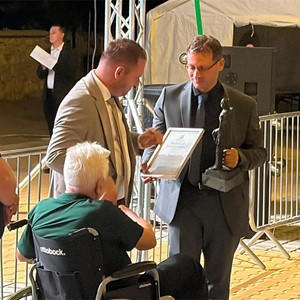 Mons. Juraju Jerneiću posthumno dodijeljena nagrada za životno djelo Grada Gline